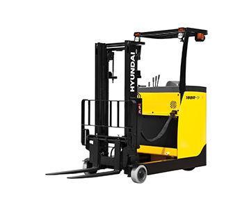 Hyundai 30BR-9 Reach Truck
