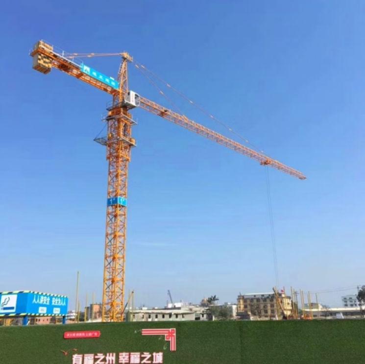 Dahan QTZ230 (PT7020) Tower Crane