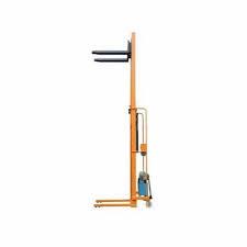 SRE Electric Stacker