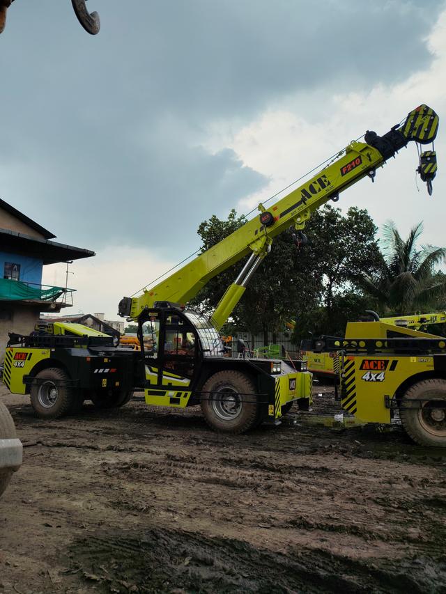 Farana crane service