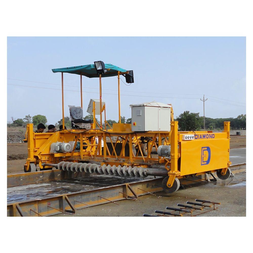 SD 630 Roller Paver Machine