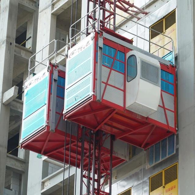 Passenger and Material Hoist