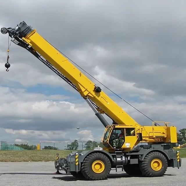 Rough Terrain Crane