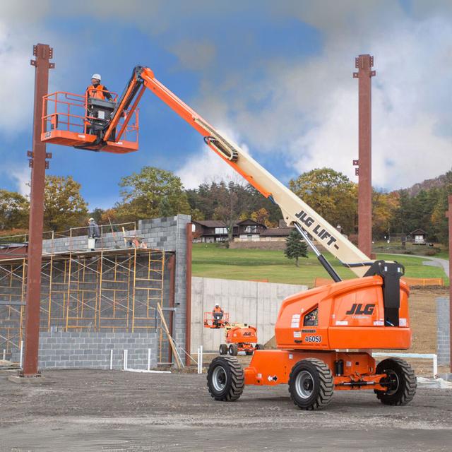 Towable Boom Lift