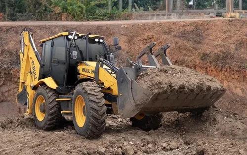 Bull GRANDIA Backhoe Loader 2