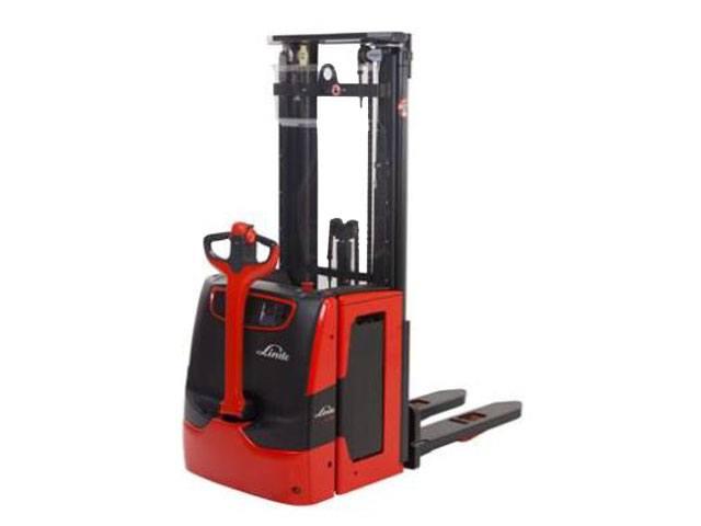 Linde 1.4 – 2Ton Electric Pallet Stacker