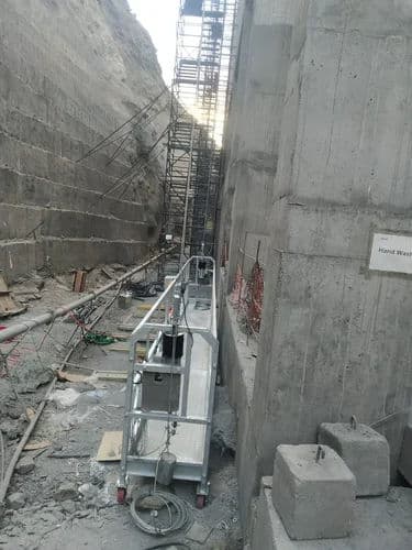 Rope Suspended Platform – 300kg Capacity, Double Mast, Mild Steel 3