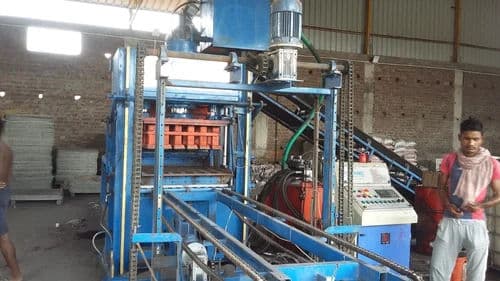 16 Bricks Fly Ash Brick Making Machine | 3500 Bricks/Hour Semi Automatic 2