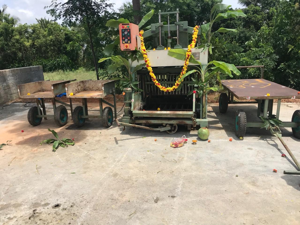 Load carry trolleys 1