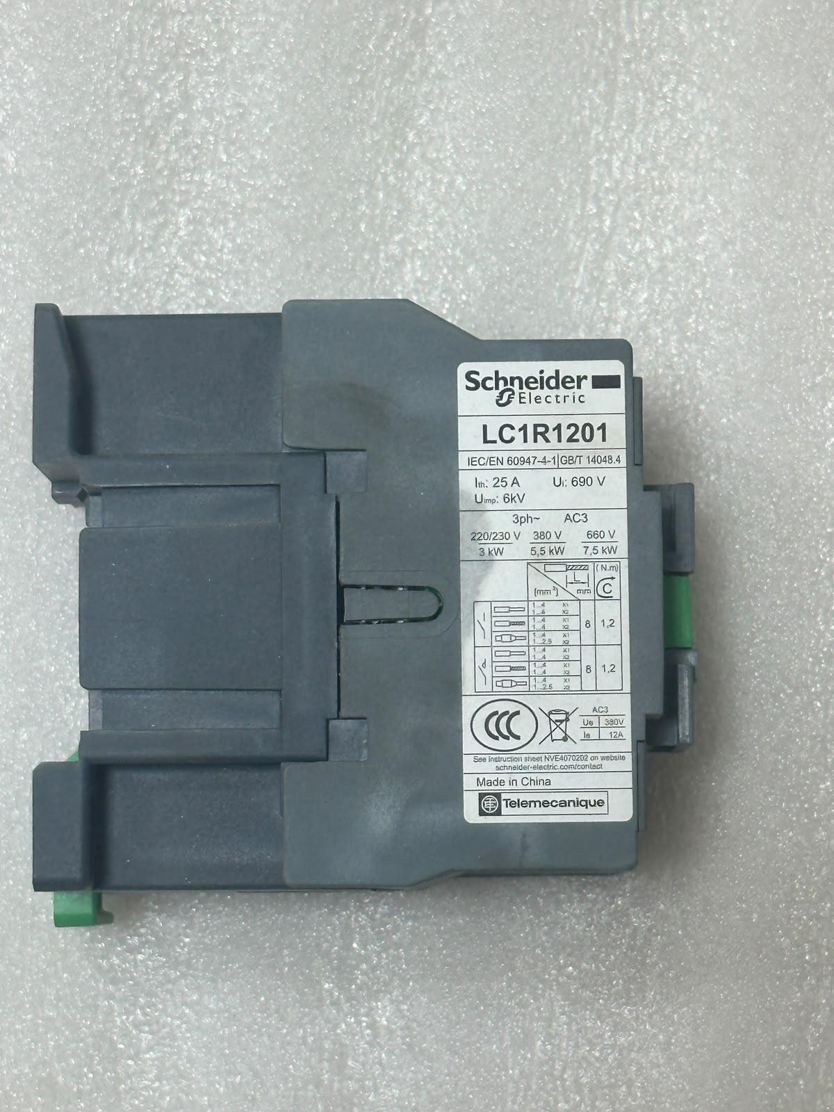 Schneider Contactor 4