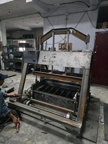 Fully Automatic Hydraulic Concrete Block Making Machine – 5 Blocks/Stroke, 7.5 HP