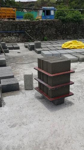 Solid Concrete Blocks Machine | Concrete Block Machine for 400×200×200 Blocks
