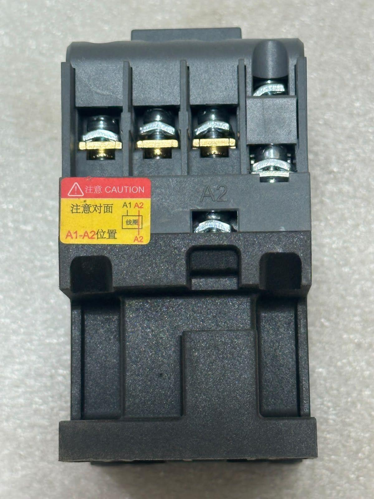 Contactor 1811 4