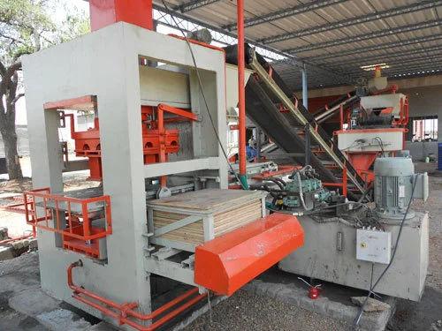 Advance Hydraulic Fly Ash Brick Machines – 1800 Bricks Per Hour Capacity