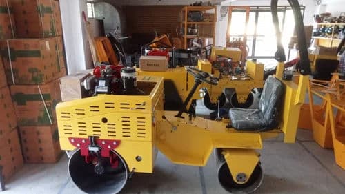 FVR 850 Ride On Double Drum Roller 800kg – 10HP Greaves Diesel