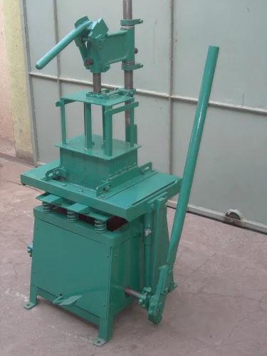 Manual Fly Ash Brick Machine – 1000–1500 Bricks/Hour Semi-Automatic Hydraulic Brick Machine