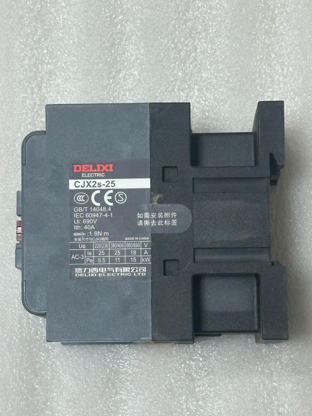 415 V Delixi Contactor 4