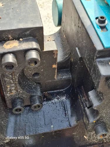 Mild Steel TMT Bar Cutting Machine 1.5 Ton | Portable 8 Inch Cutter 3