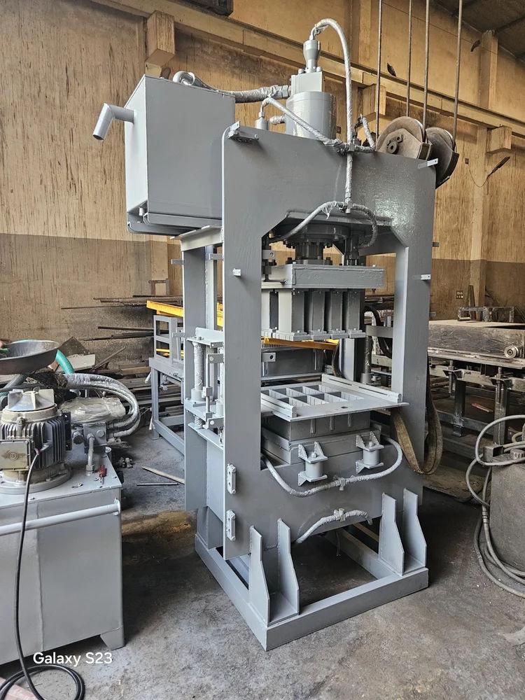 Fully Automatic Fly Ash Brick Machine – 1000 Bricks/Hour Stainless Steel Solid Brick Machine 2