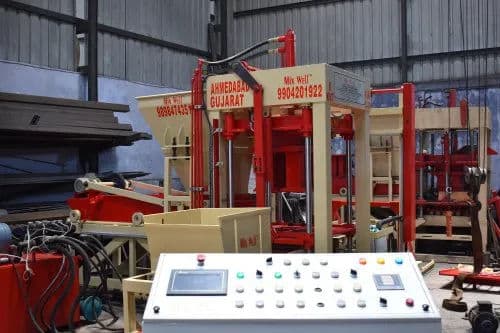 MIXWELL FAM-1800 Brick Making Machine 1000–2500 Bricks/Hour – Automatic Hydraulic 5