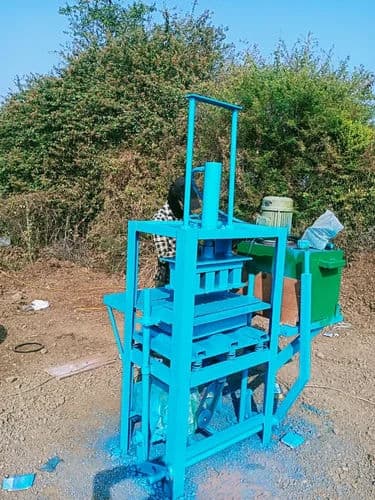 Automatic Fly Ash Brick Machine | 1000 Bricks/Hour | 18HP Hydraulic | 1500kg 3