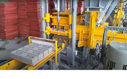 Jayem 1000 Per Hour Automatic Concrete Brick Making Machine | 50 kW | Hydraulic & Vibration