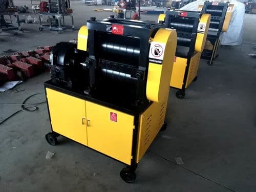 Semi Automatic Scrap Bar Straightening Machine – 50 mm Capacity