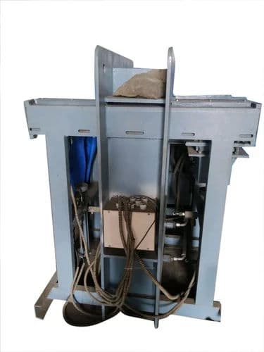 Automatic Hydraulic Cement Brick Making Machine 600 Bricks/Hour | 1 mm Tolerance 2