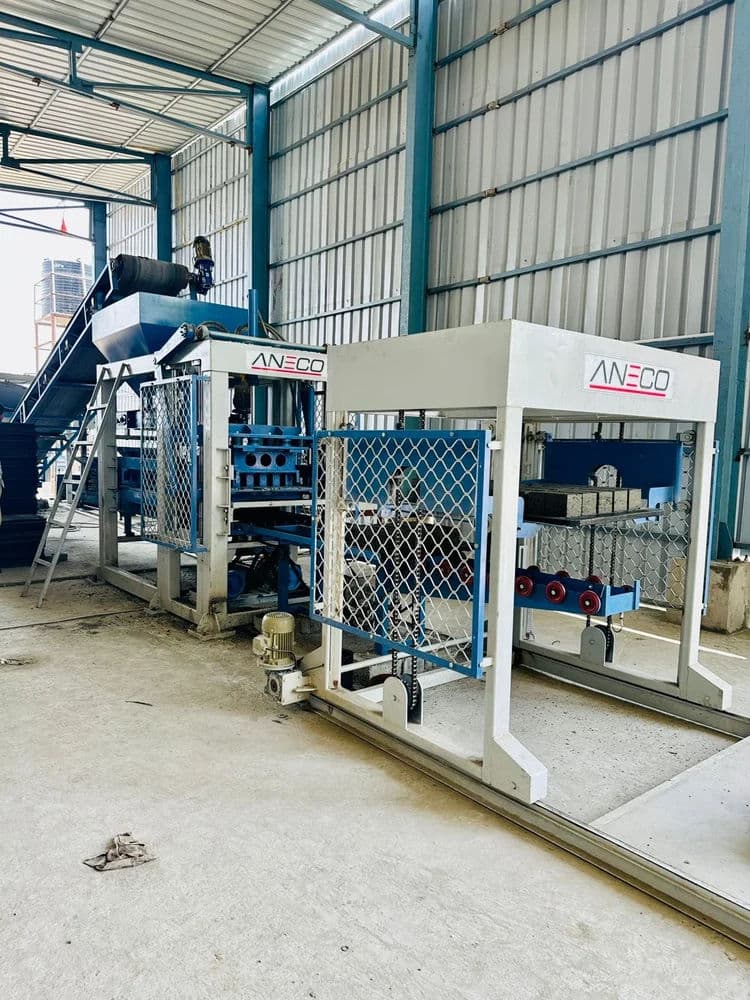 CBM 10V Automatic Concrete Brick & Paver Making Machine | 1500–2000 Blocks/Hour 3