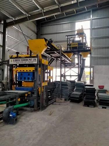 Q-Green RT 4 Concrete Brick Making Machine | 6000–10000 Bricks Per Shift 2