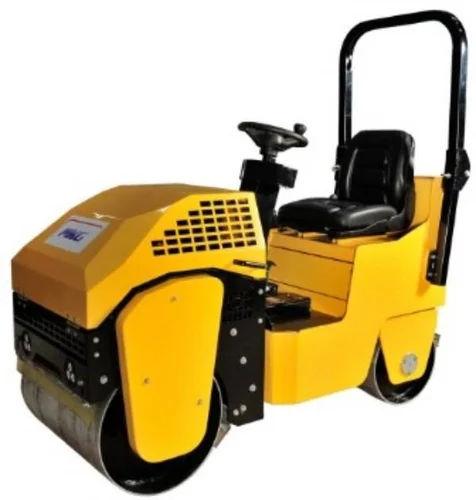 MMAL 42 Ride On Vibratory Roller – 790kg, 16HP Diesel, 15KN Compaction Force