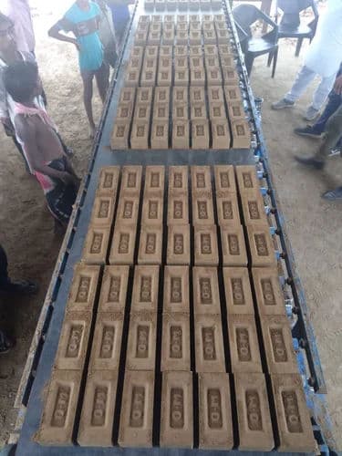 Brick Making Machine 1500 Per Hour – Automatic Hydraulic Clay Brick | Shri Hari Agro 3